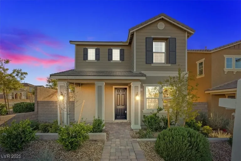 Corner Lot Beauty in Inspirada | 2300 Trasimeno Place Henderson
