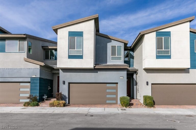 3210 Vittoria Avenue | 3 Bed 2.5 Bath Home in Inspirada
