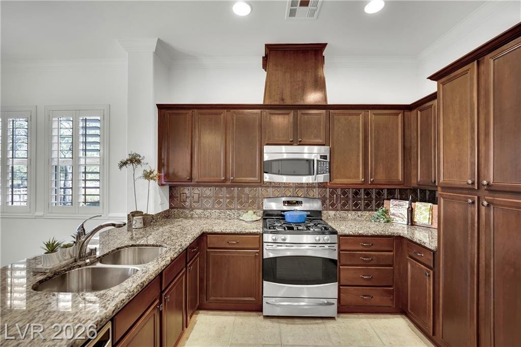 Kitchen at 1866 Via Delle Arti #3103, Inspirada Henderson NV - 2 Bed Home for Sale