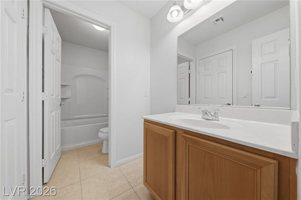 Bathroom at 1872 Foro Romano Street, Inspirada Henderson NV - 3 Bed Home for Sale