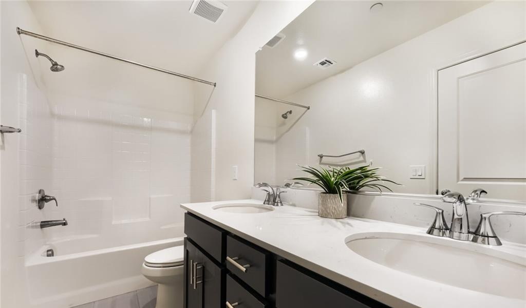 Bathroom at 2801 Gallarate Drive, Inspirada Henderson NV - 5 Bed Home for Sale