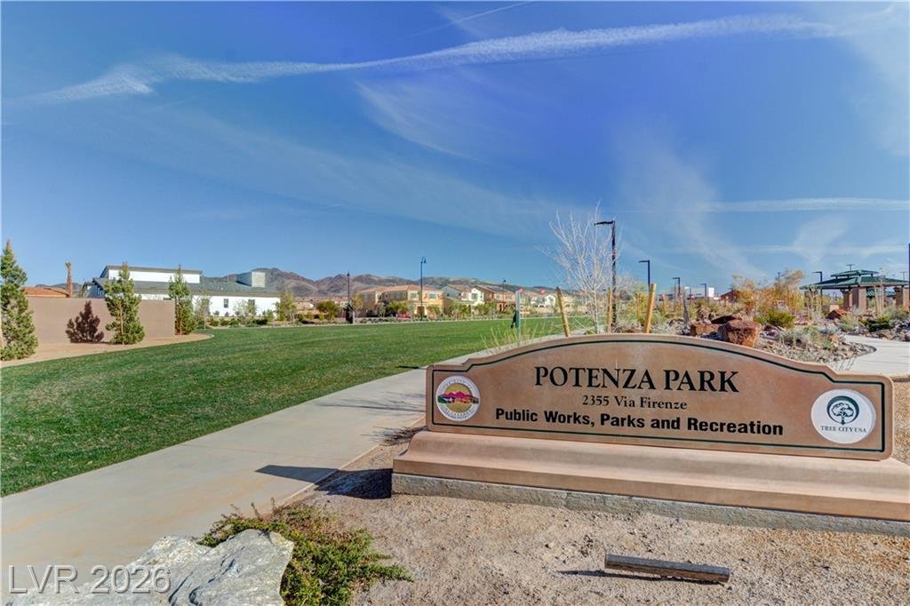 Potenza Park sign on Via Firenze