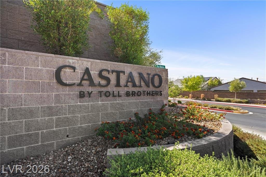 Castano by Toll Brothers entry monument in Inspirada