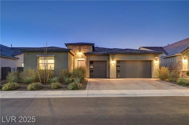 3382 Creek Bend Avenue | 4 Bed 3.5 Bath Home in Inspirada
