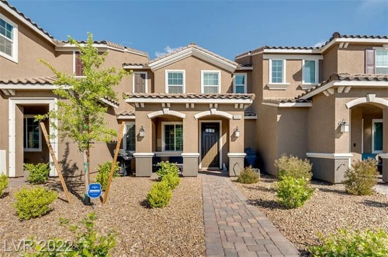 3253 Montage Drive | 3 Bed 2.5 Bath Home in Inspirada