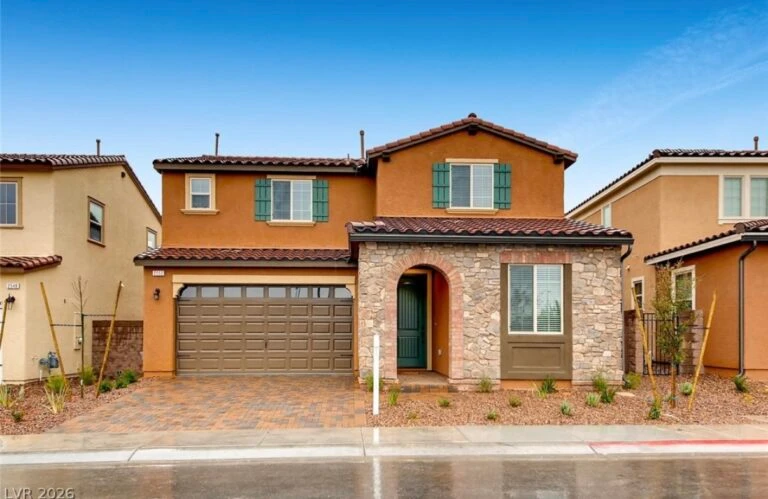 2552 Sable Creek Street | 4 Bed 3.5 Bath Home in Inspirada