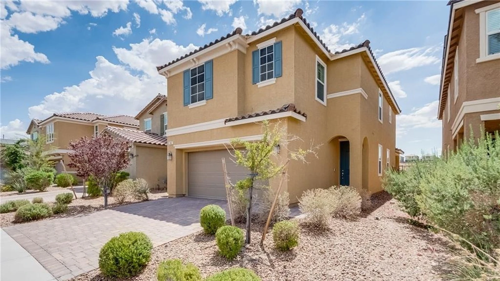 2807 Donatello Manor Place Henderson NV - 3 Bed 2.5 Bath Home in Inspirada Community