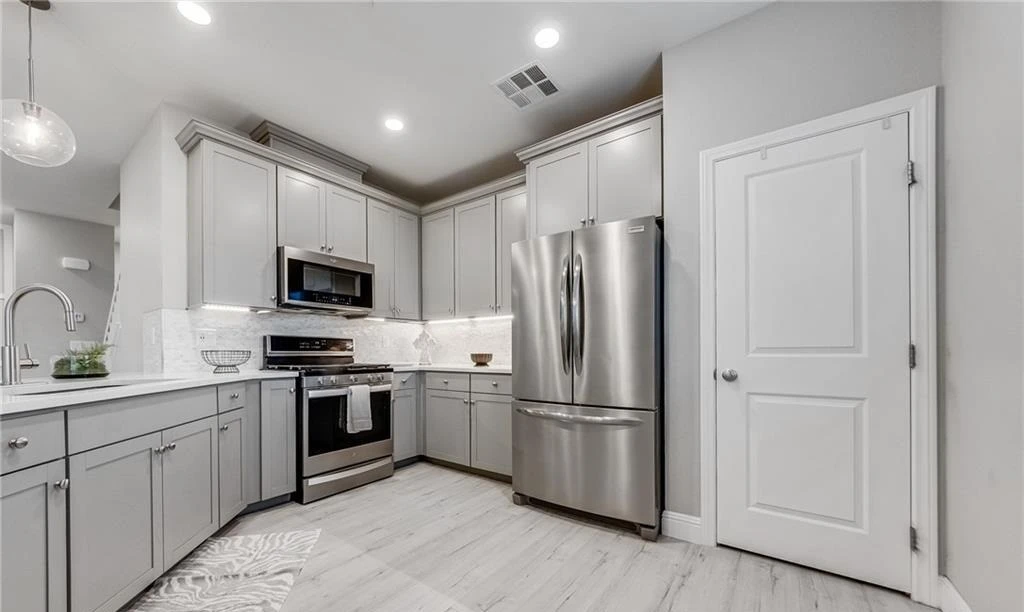 Kitchen at 2807 Donatello Manor Place, Inspirada Henderson NV - 3 Bed Home for Sale