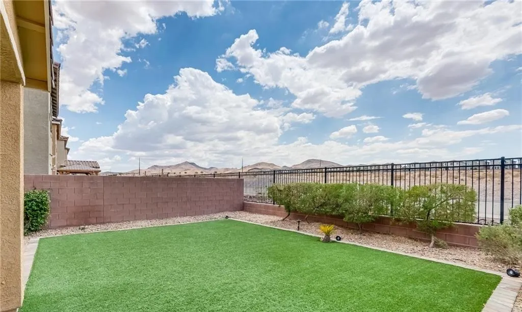Backyard at 2807 Donatello Manor Place, Inspirada Henderson NV - 3 Bed Home for Sale