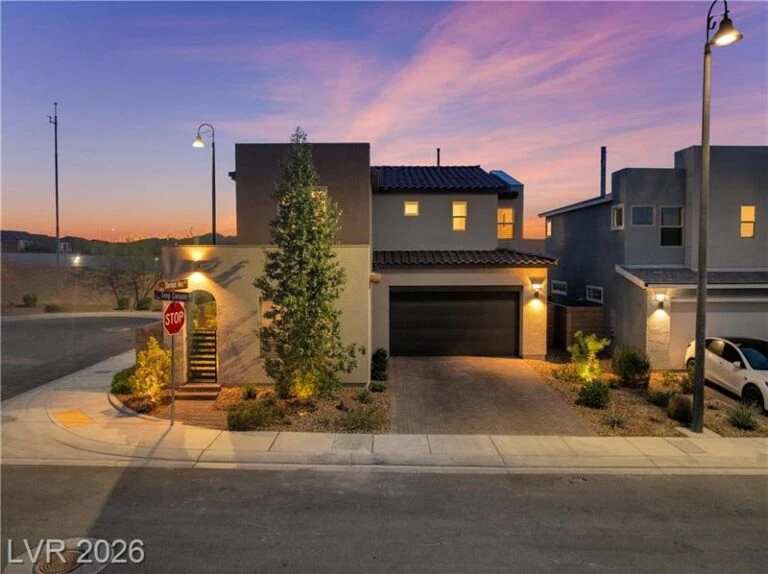 2675 Deep Canyon Street | 4 Bed 3 Bath Home in Inspirada